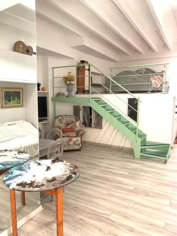 Joli Studio Au Soleil Apartment Menton Exterior photo